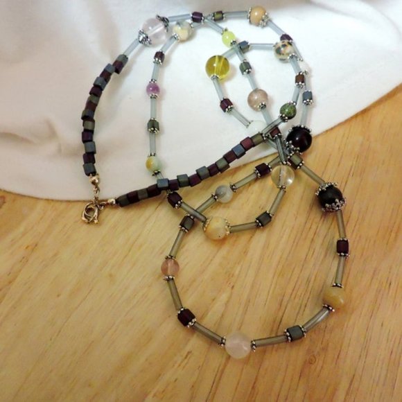 BeadSoup Necklace Neutral Colors,  w/ Silver Accents ... NWOT - Picture 5 of 5